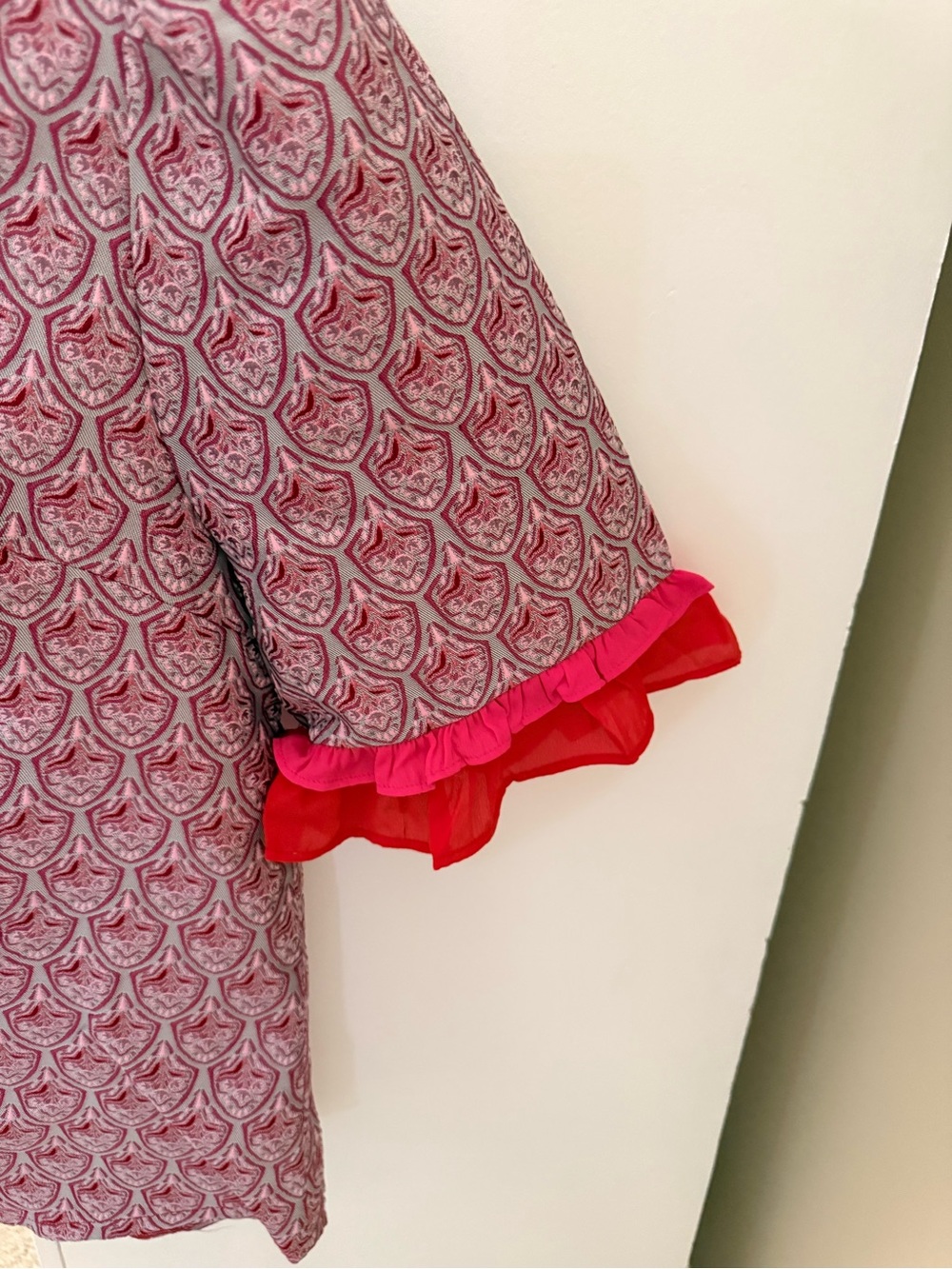 Voy Boutique Pink Patterned Ruffle Top - Picture 4 of 4
